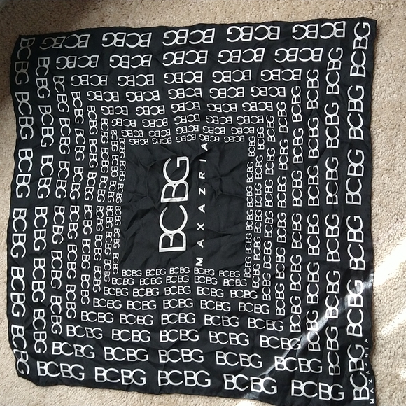 BCBG Max Azria silk scarf - Picture 4 of 4